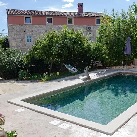 Villa Eti And Mia